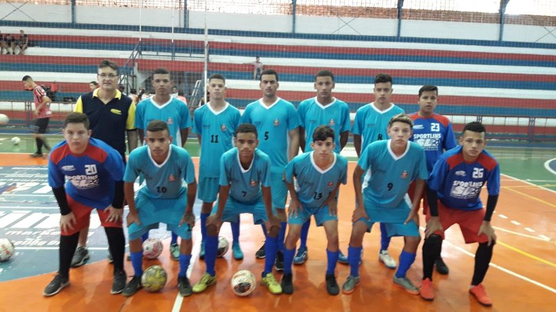 Equipe masculina de Penápolis na final da Copa Estadual de Futsal 