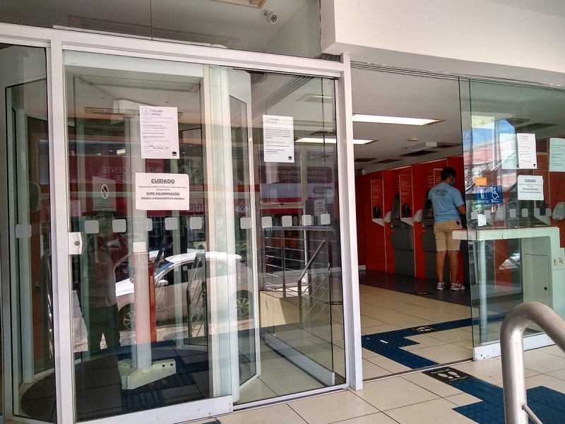 Agências bancárias estarão fechadas amanhã, dia 31