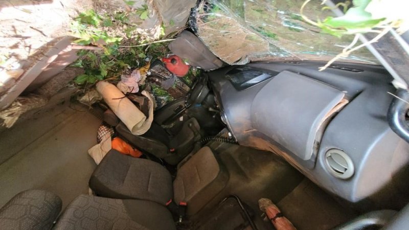Motorista da Prefeitura de Alto Alegre capota caminhão em vicinal
