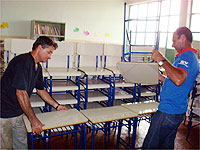 Ensino Fundamental: Educação entrega mobiliário e kit escolar