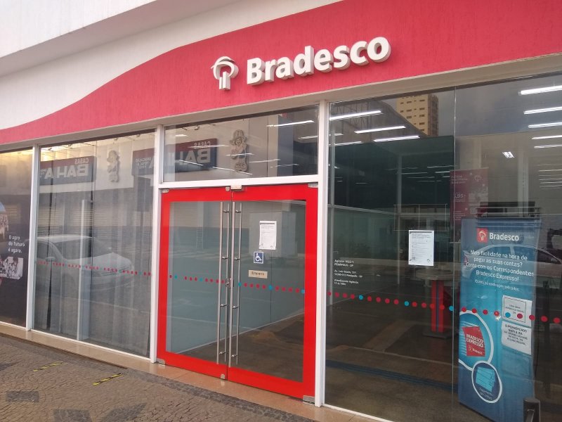 Agência do Banco Bradesco de Penápolis é novamente fechada por causa da Covid