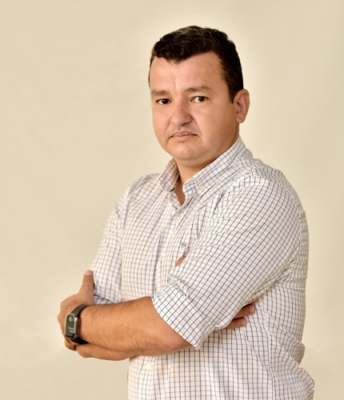Zeca Pansonato protocola saída da Educação