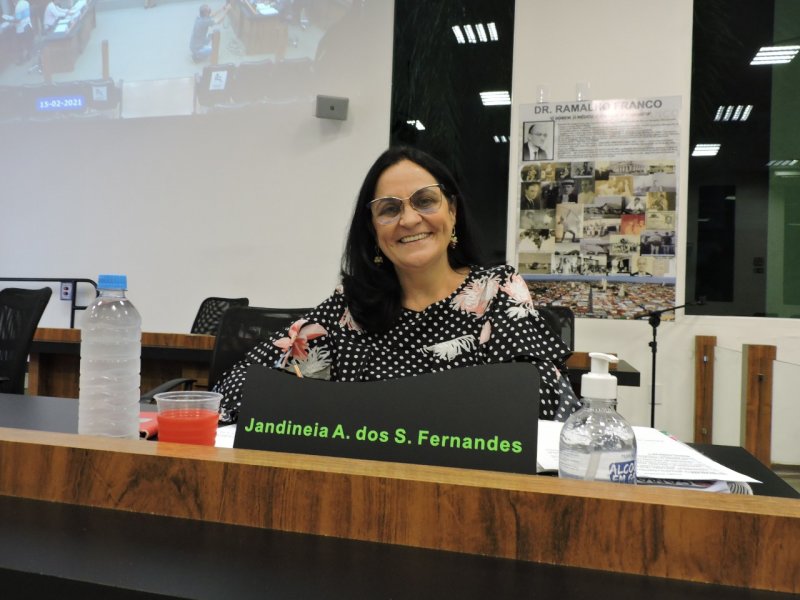 Detalhes Notícia