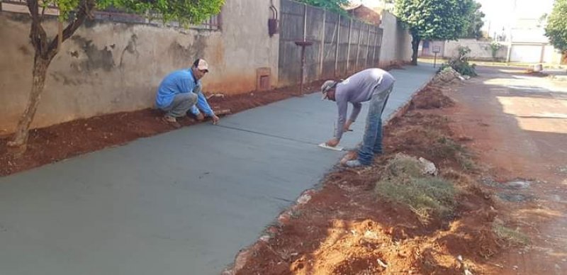Câmara: Ivan Sammarco pede construção de calçadas para famílias de baixa renda