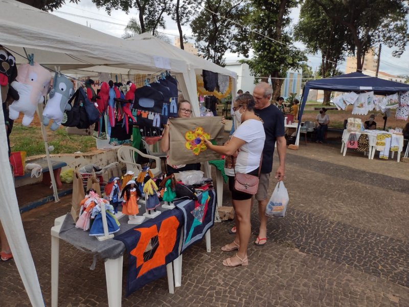 Feira de Economia Criativa reuniu mais de 30 artesãos e centenas de visitantes