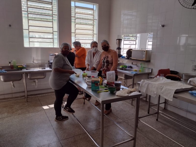 Fundo Social: Curso sobre o uso de café na culinária caseira é concluído
