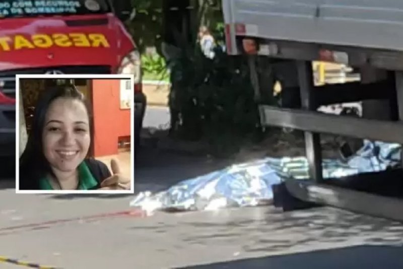 Mulher morre após cair com moto debaixo de roda de caminhão