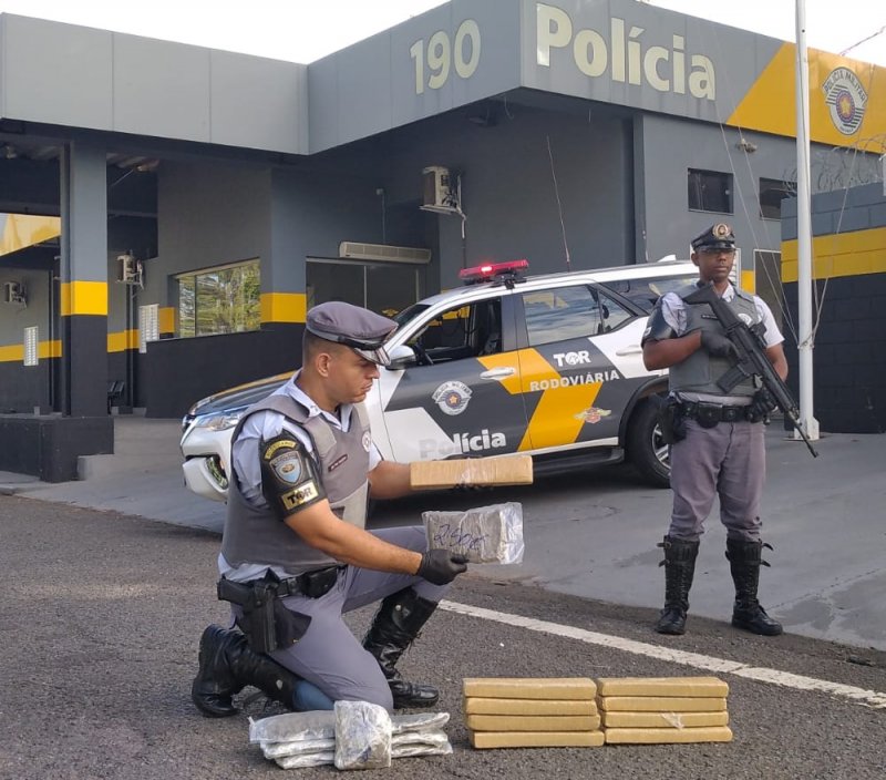 Adolescente é flagrado transportado drogas em ônibus na rodovia Assis Chateaubriand