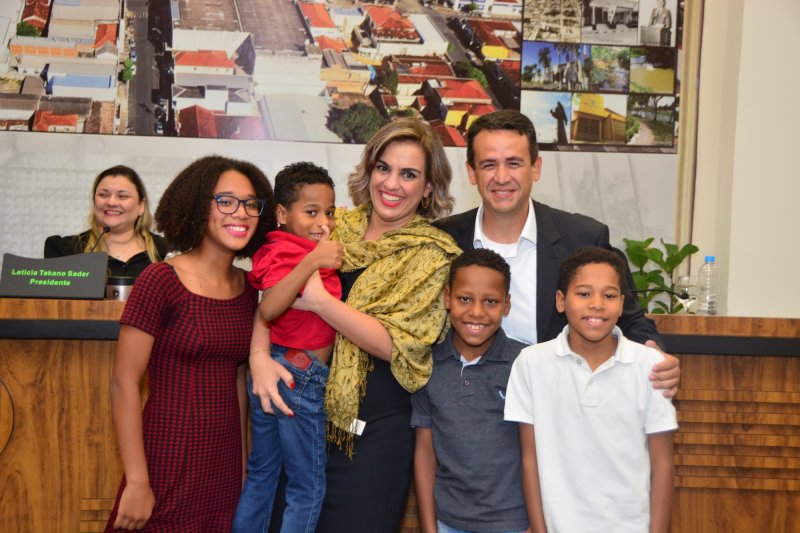 Maricy Modolo recebe título de 