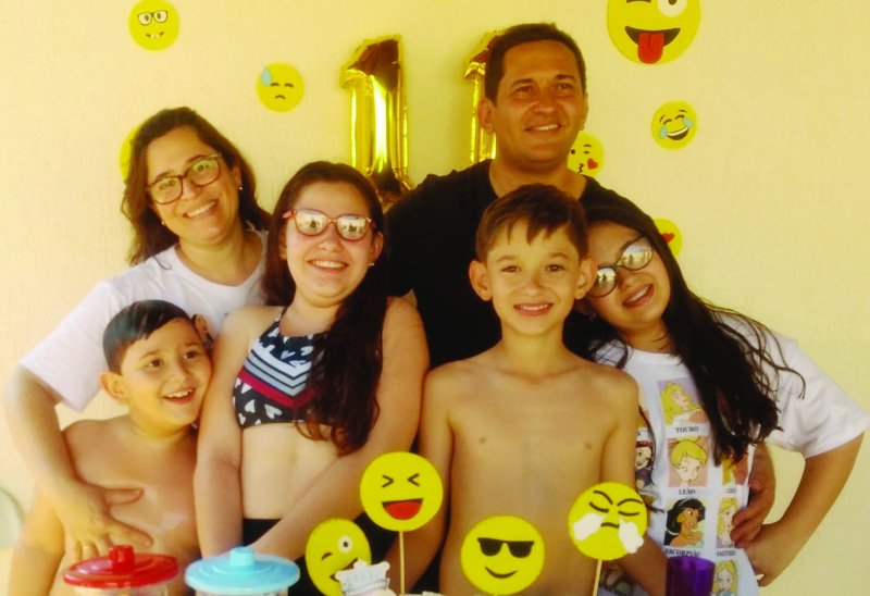Mãe de 4 filhos realiza sonho da maternidade