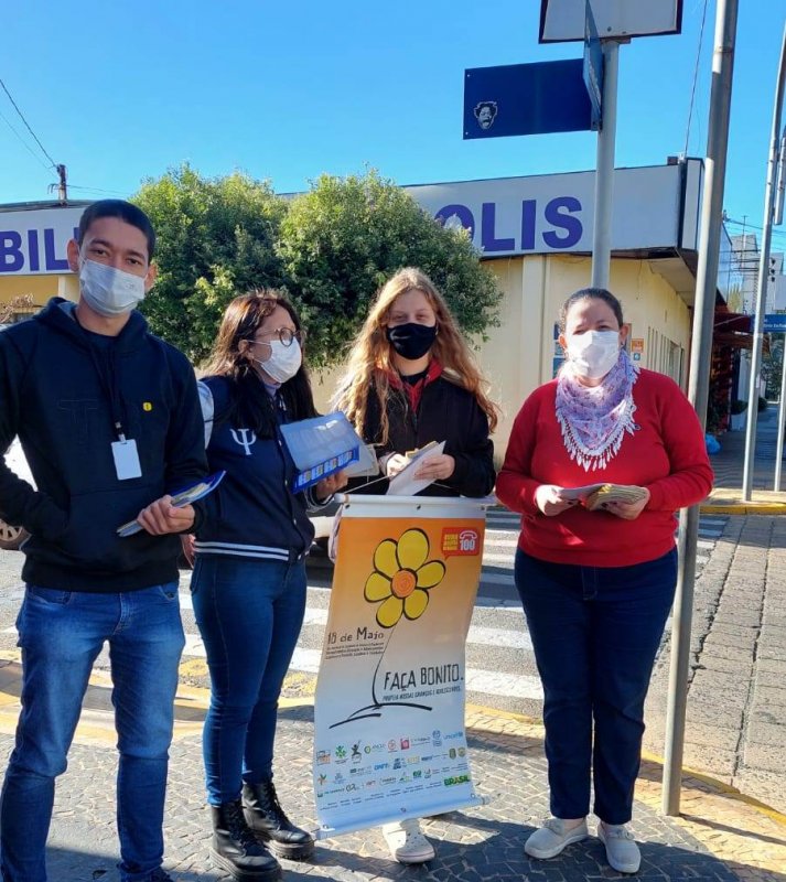 Passeata marca celebração do 18 de maio em Penápolis