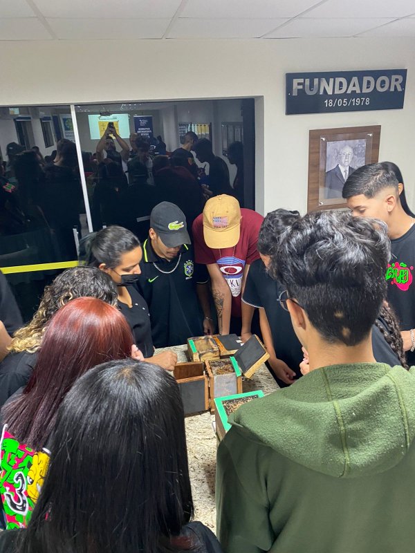 Daep realiza palestra sobre a importância das abelhas