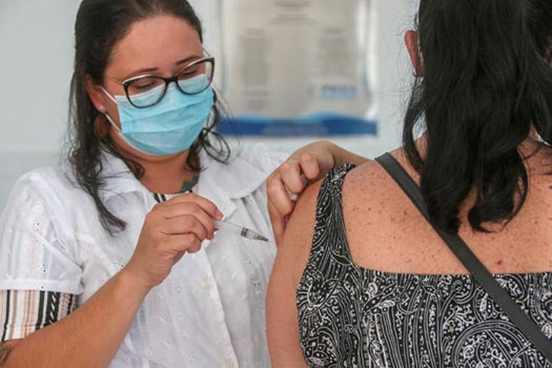 Penápolis libera 4ª dose da vacina contra Covid para maiores de 40 anos
