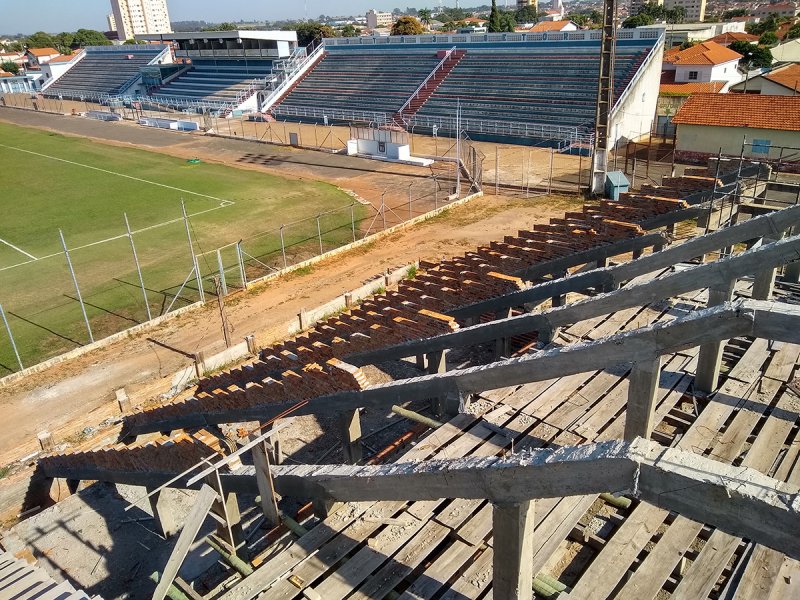 Atraso em obra é apontado pelo TCE