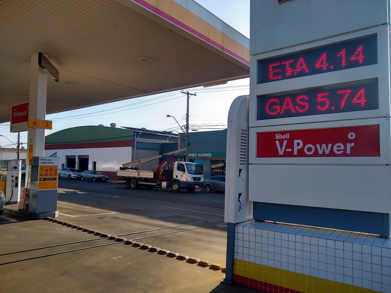 Gasolina é comercializada em Penápolis a R$ 5,74 