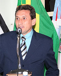 Roberto Calez apóia criação da cartilha do Vereador Empreendedor