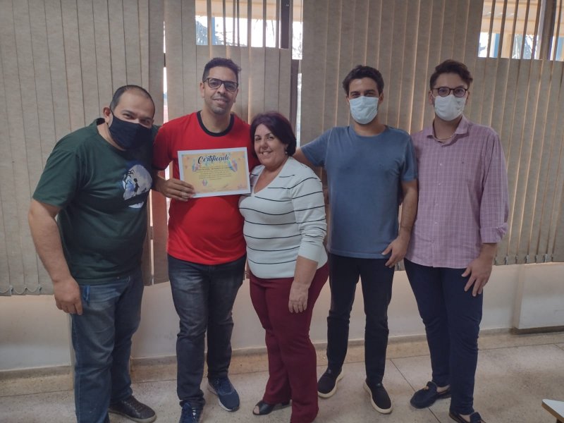 Entidades recebem certificado de participação na Festa Julina Popular