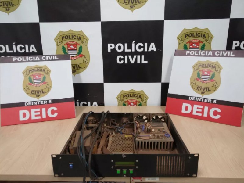 Região: Polícia Civil fecha rádio clandestina