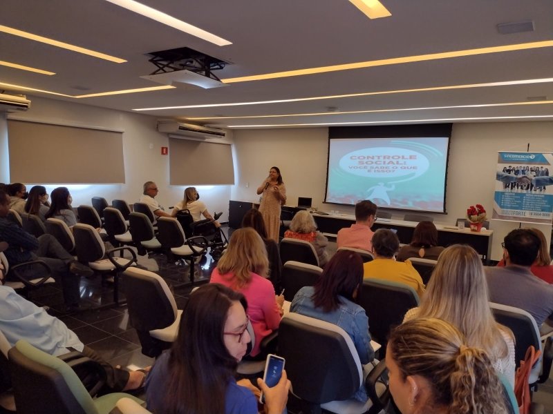 Desenvolvimento Social: Conselheiros de Penápolis participam de encontro