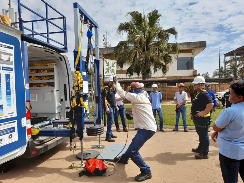 Diana Bioenergia capacita colaboradores para trabalhos em altura e espaço confinado
