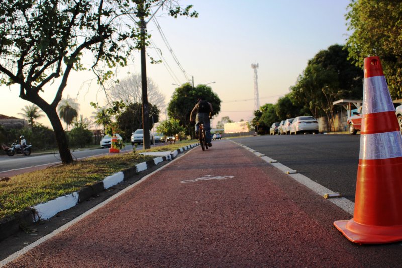 Avenida Irmãos Buranello Ciclovia 