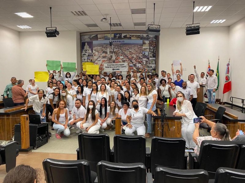 Unanimidade: Câmara formaliza apoio para piso nacional da enfermagem