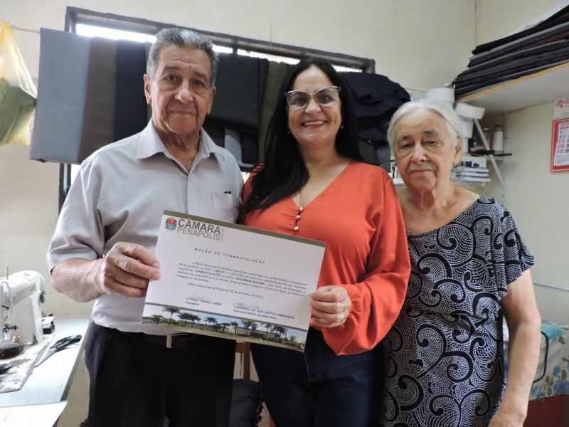 Moção de Congratulação: Câmara de Penápolis enaltece formatura em pedagogia por alfaiate com quase 80 anos