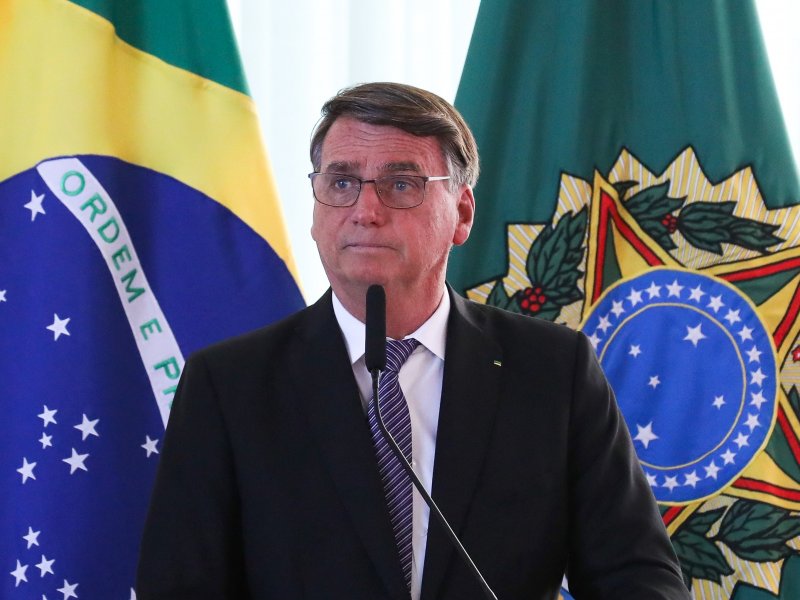 Pronunciamento: Bolsonaro critica atos e defende direito de ir e vir
