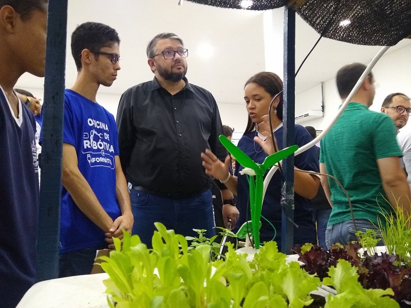 Alunos realizam expô de tecnologia