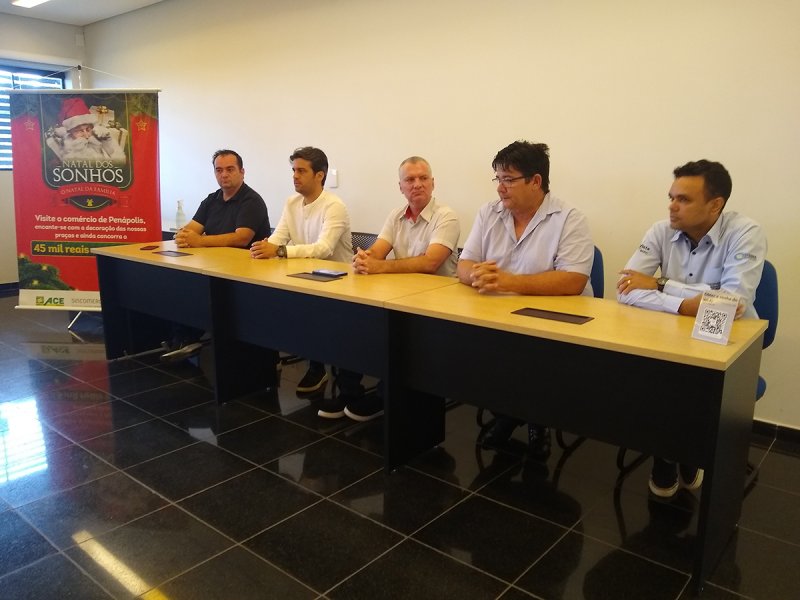 Parceria garante atrações, promoções e decoração natalina em Penápolis