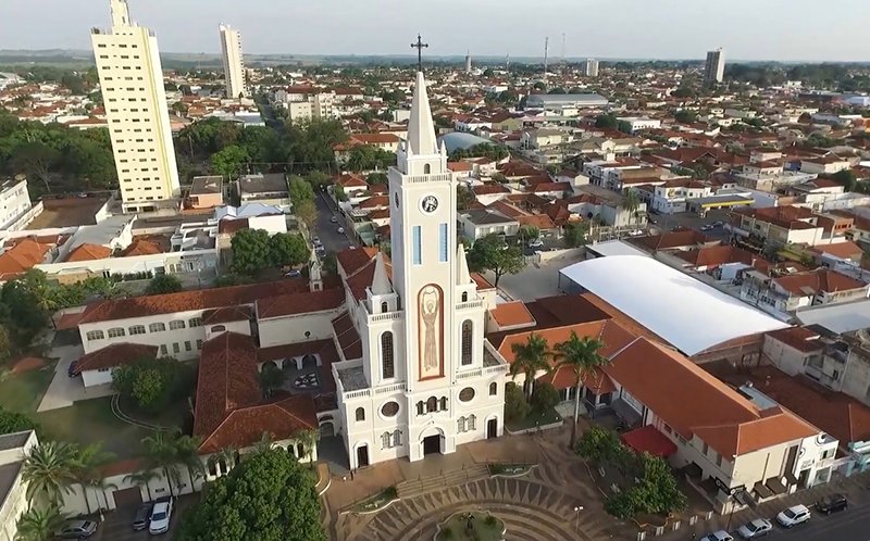 Santuário promove almoço e leilão de gado neste domingo