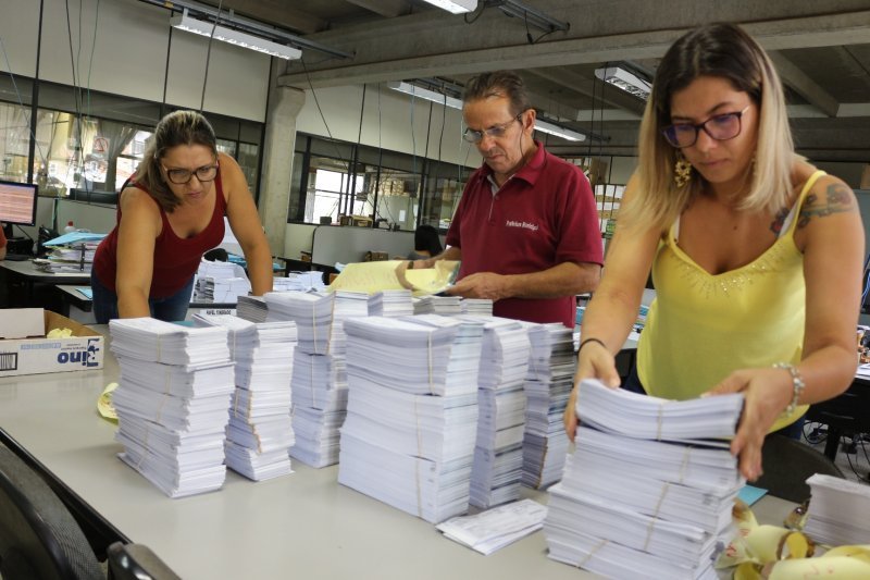 Prefeitura inicia a entrega de carnês do IPTU de 2023