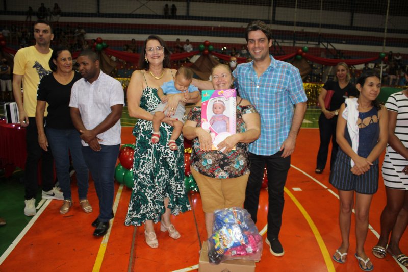 Carentes: Natal Solidário 2022 contempla 500 famílias penapolenses