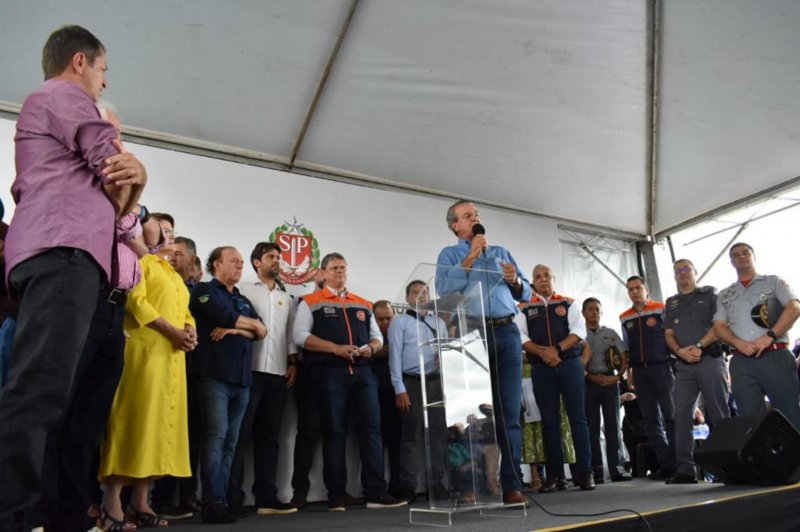 Governador Tarcísio de Freitas faz 1ª visita à região