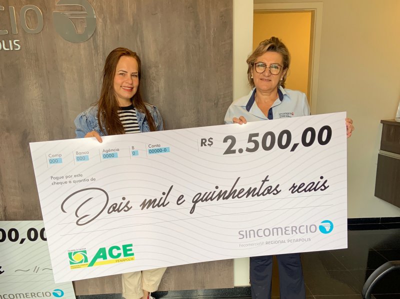 Sincomércio de Penápolis entrega prêmios de promoção