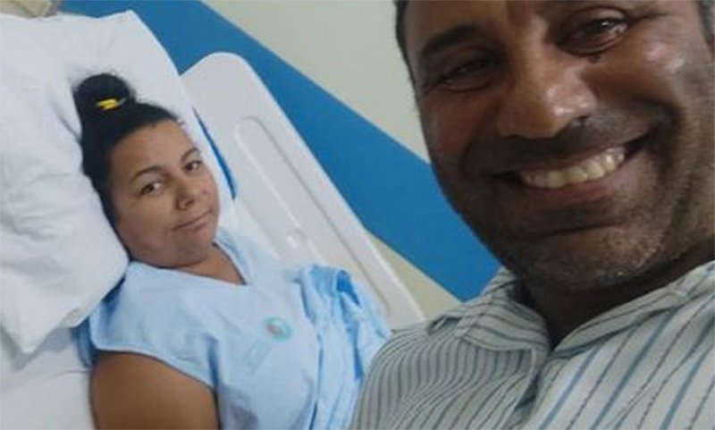 Região: motorista de aplicativo atingida por facadas deixa a UTI