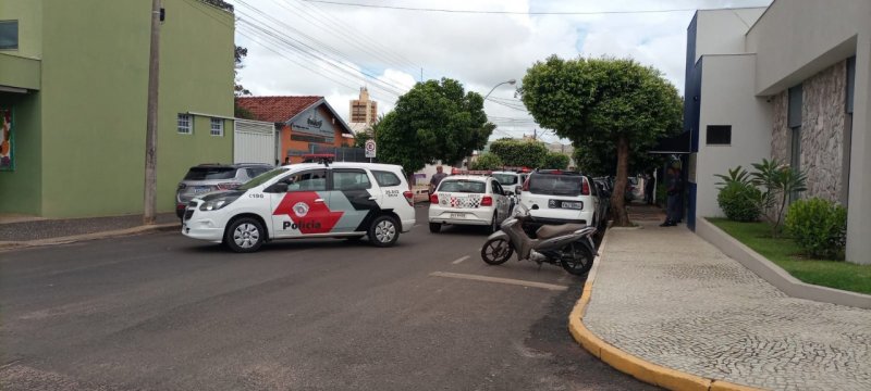 Bandido é preso durante roubo em clínica de fisioterapia
