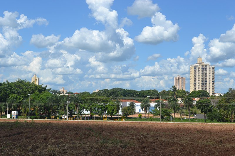 Choveu mais em Penápolis em 2022 do que em 2021