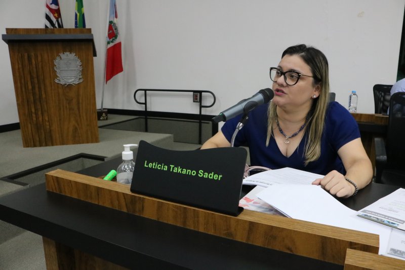 Antiga estação ferroviária: Câmara questiona corte de árvores em Penápolis