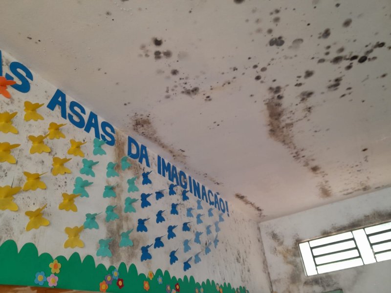 Vereador Paulinho do Esporte reclama descuidos e prejuízos na reforma de escola