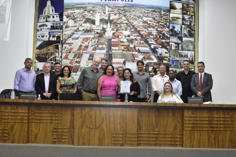 Dia do Auxiliar de Serviços Gerais tem destaque para Maria Suzel