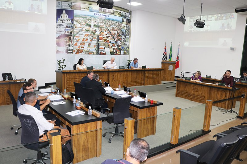 Câmara Municipal tem três projetos para votação nesta segunda-feira