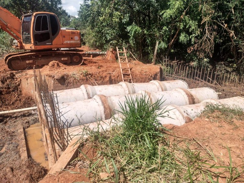Saltinho do Galinari: Obras prossegue com construção de nova ponte