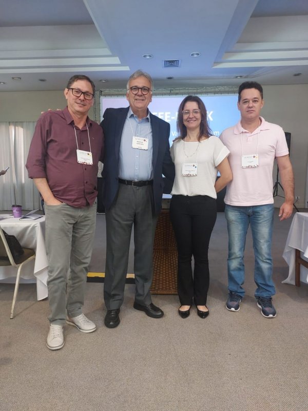 Gestores da Funepe/Fafipe participam de evento do Semesp em Marília