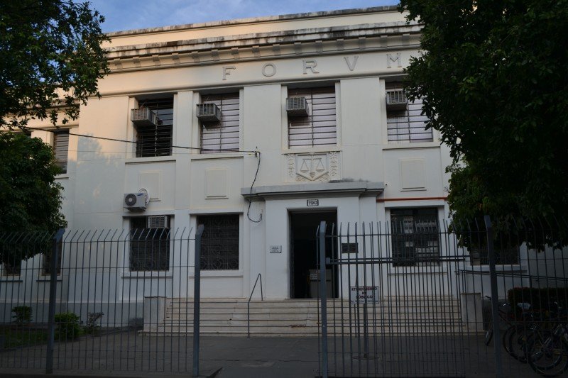 Reajuste salarial: servidores do Fórum fazem paralisação em Penápolis