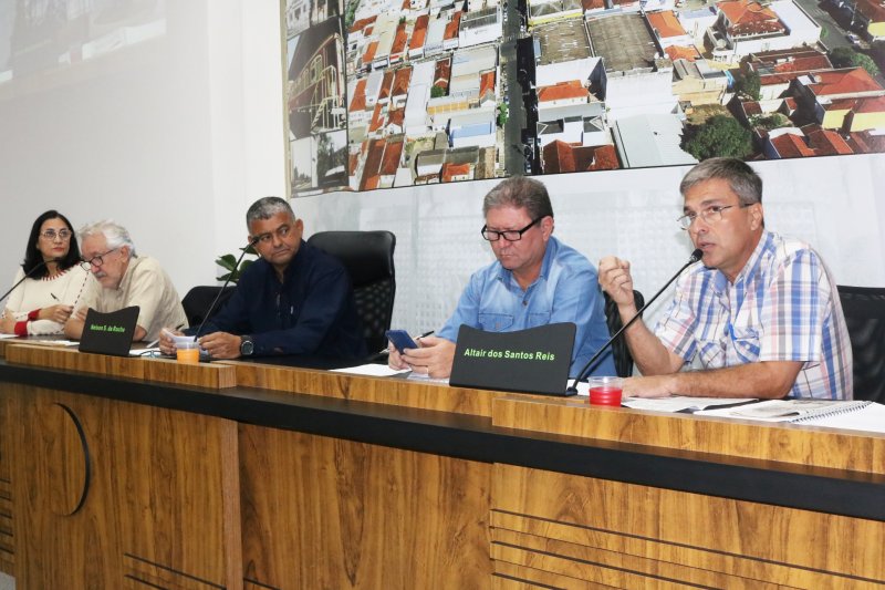 Reunião promovida pela Câmara define pedidos para ferrovia