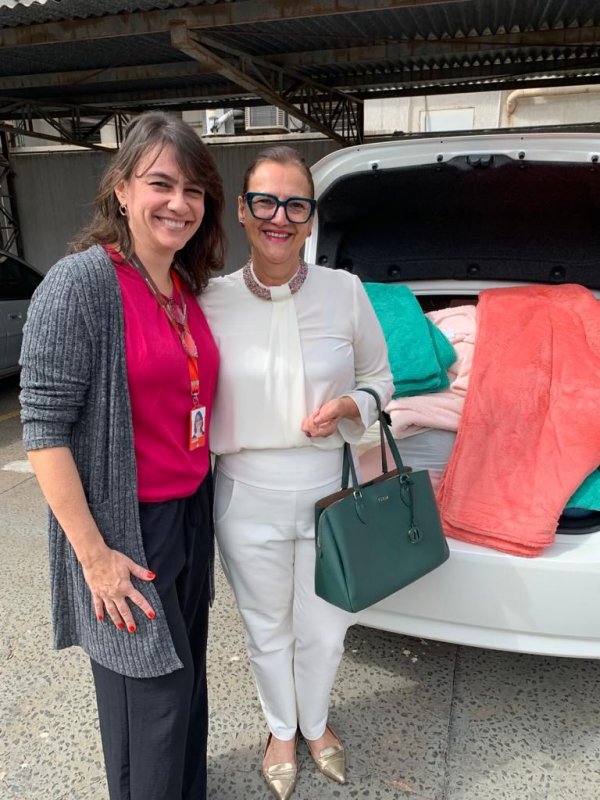 Fundo Social recebe doação de cobertores do Santander