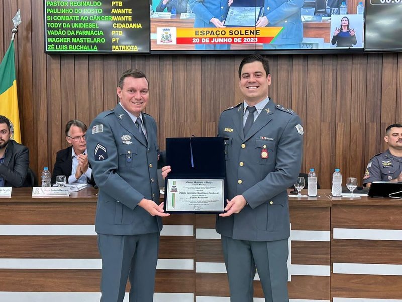 Capitão PM Zambrosi recebe Título de Cidadão Biriguiense