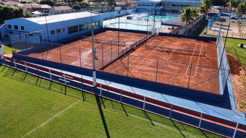 Lago Azul inaugura quadras de tênis nesta sexta-feira