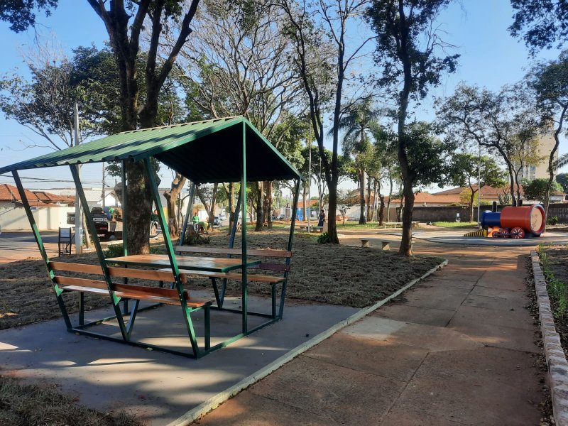 Programa de revitalização dá cara nova à Praça Frei Cirilo